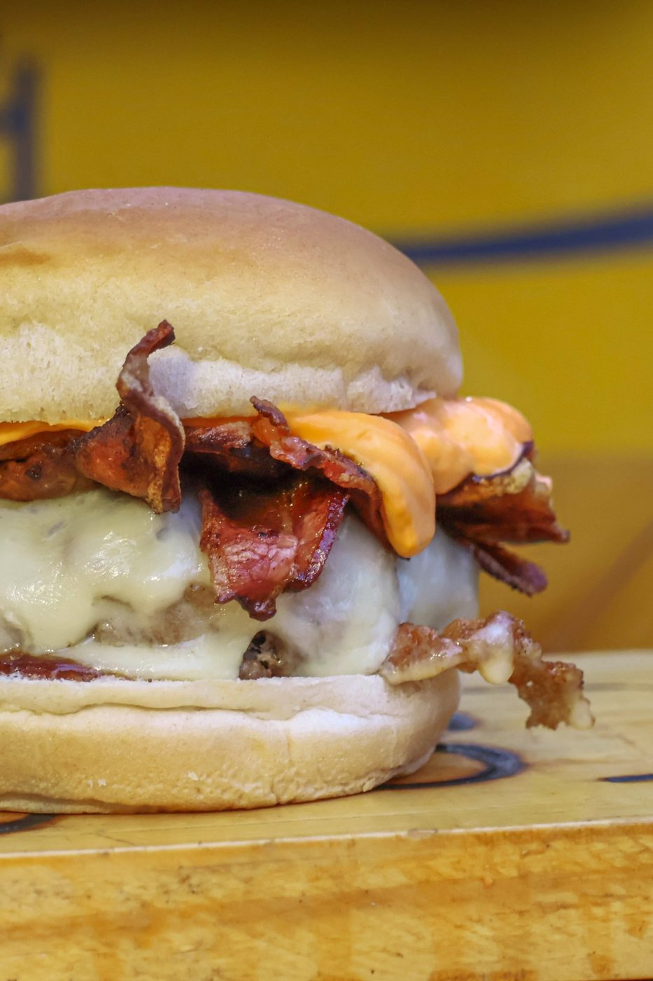 Hambúrguer com bacon